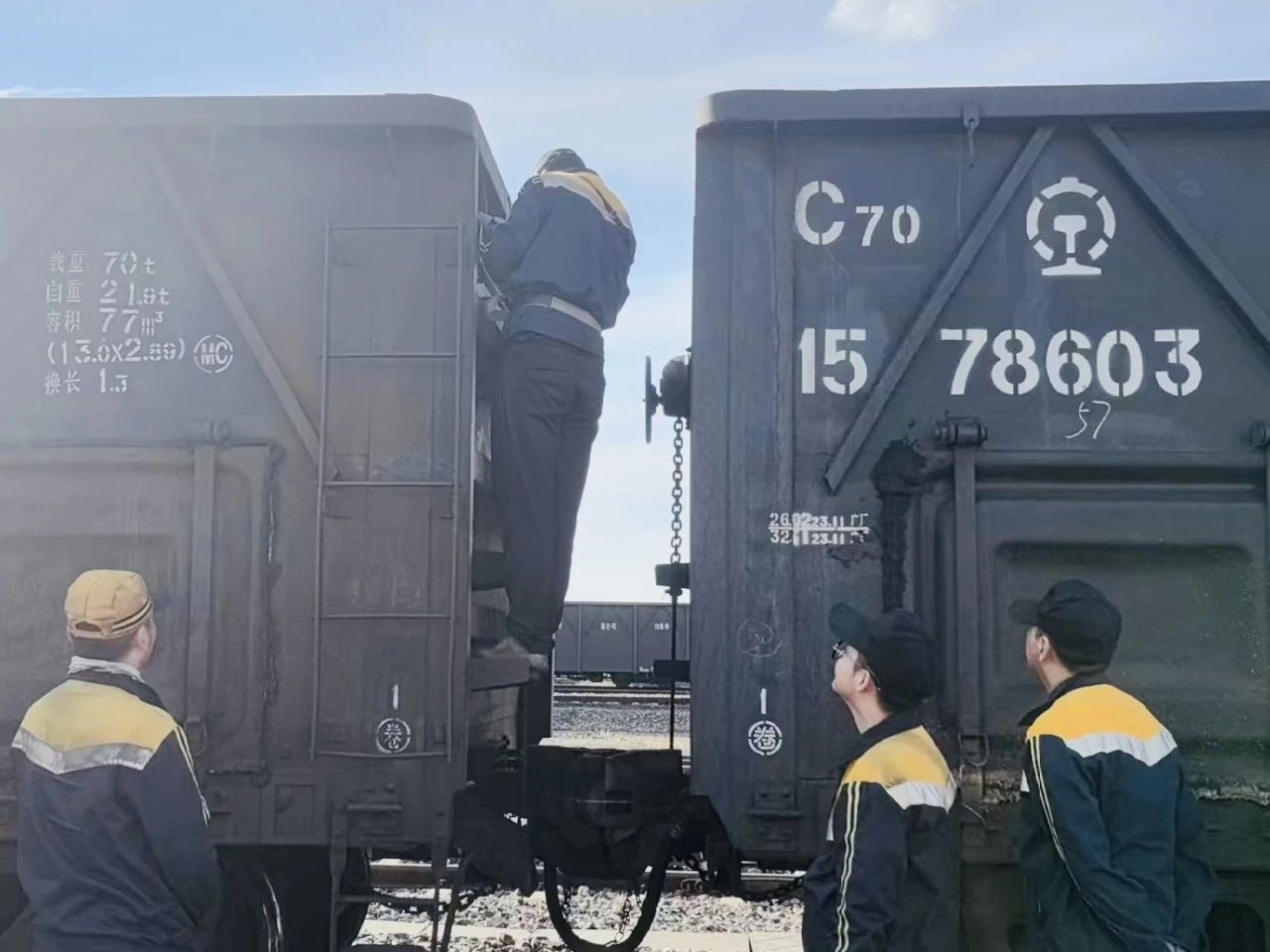 06.jpg